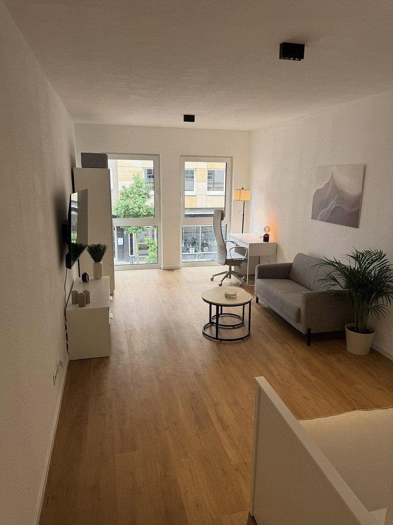 Pronájem bytu 1+1 35 m², Lavesstr. 76, Hannover, Dolní Sasko Pronájem bytu 1+1 35 m², Lavesstr. 76, Hannover, Dolní Sasko