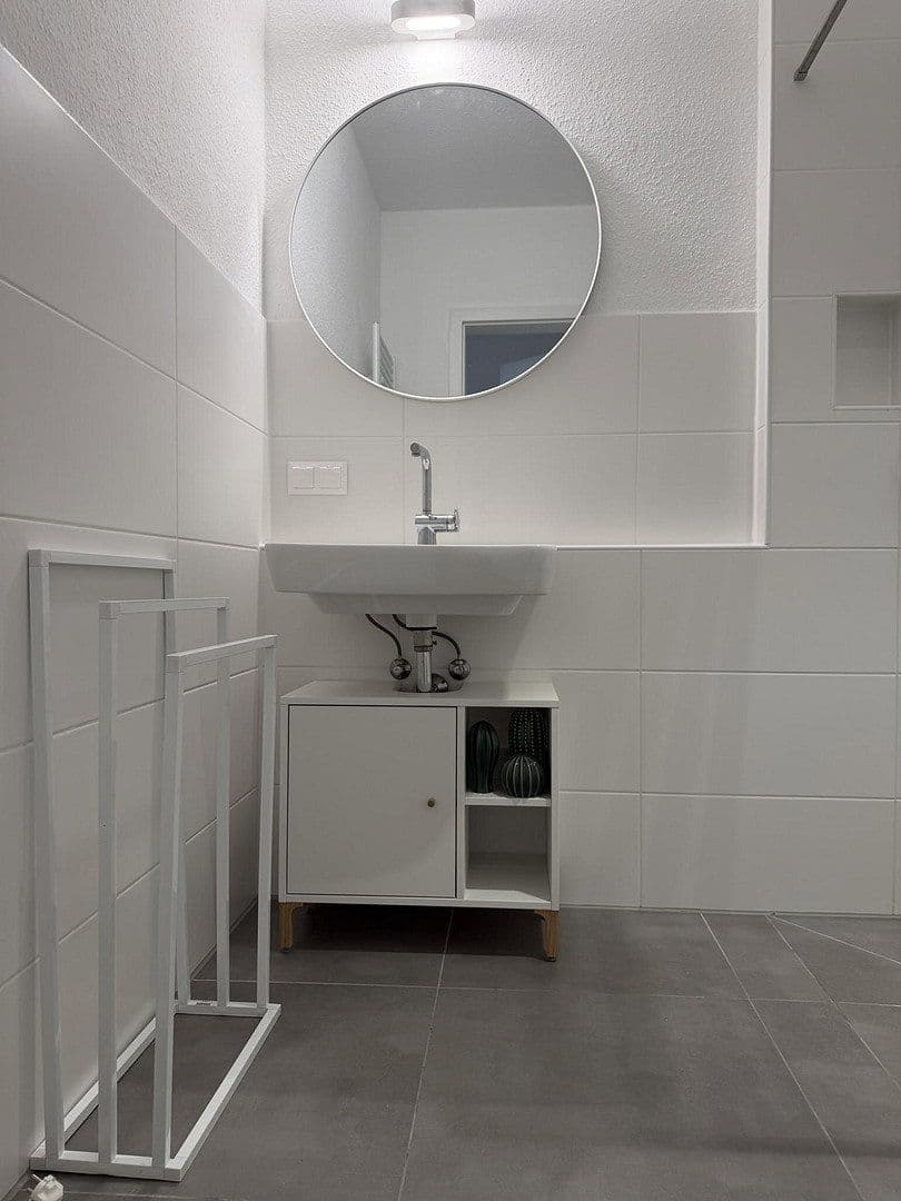 Pronájem bytu 1+1 35 m², Lavesstr. 76, Hannover, Dolní Sasko Pronájem bytu 1+1 35 m², Lavesstr. 76, Hannover, Dolní Sasko