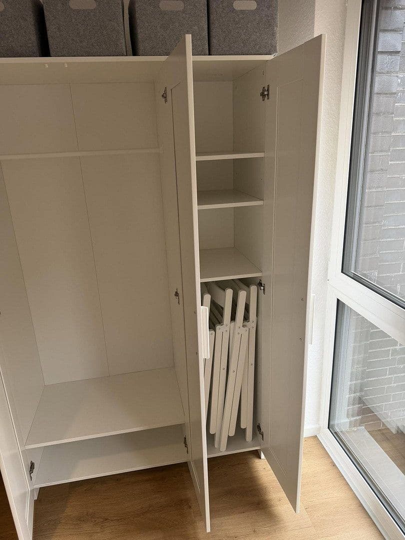 Pronájem bytu 1+1 35 m², Lavesstr. 76, Hannover, Dolní Sasko Pronájem bytu 1+1 35 m², Lavesstr. 76, Hannover, Dolní Sasko