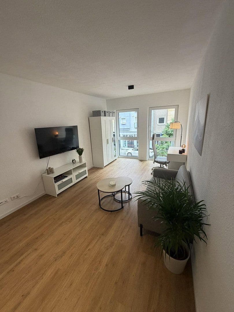 Pronájem bytu 1+1 35 m², Lavesstr. 76, Hannover, Dolní Sasko Pronájem bytu 1+1 35 m², Lavesstr. 76, Hannover, Dolní Sasko