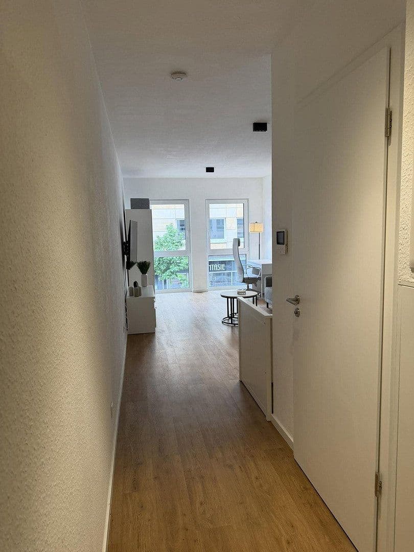 Pronájem bytu 1+1 35 m², Lavesstr. 76, Hannover, Dolní Sasko Pronájem bytu 1+1 35 m², Lavesstr. 76, Hannover, Dolní Sasko
