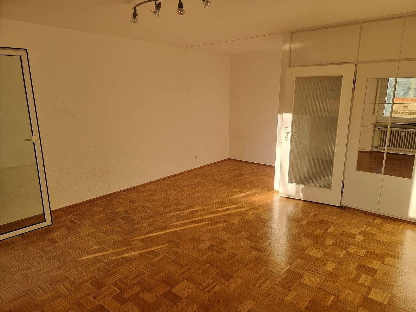 Pronájem bytu 1+kk 40 m², Breslauer Straße 21, Aschaffenburg, Bavorsko Pronájem bytu 1+kk 40 m², Breslauer Straße 21, Aschaffenburg, Bavorsko