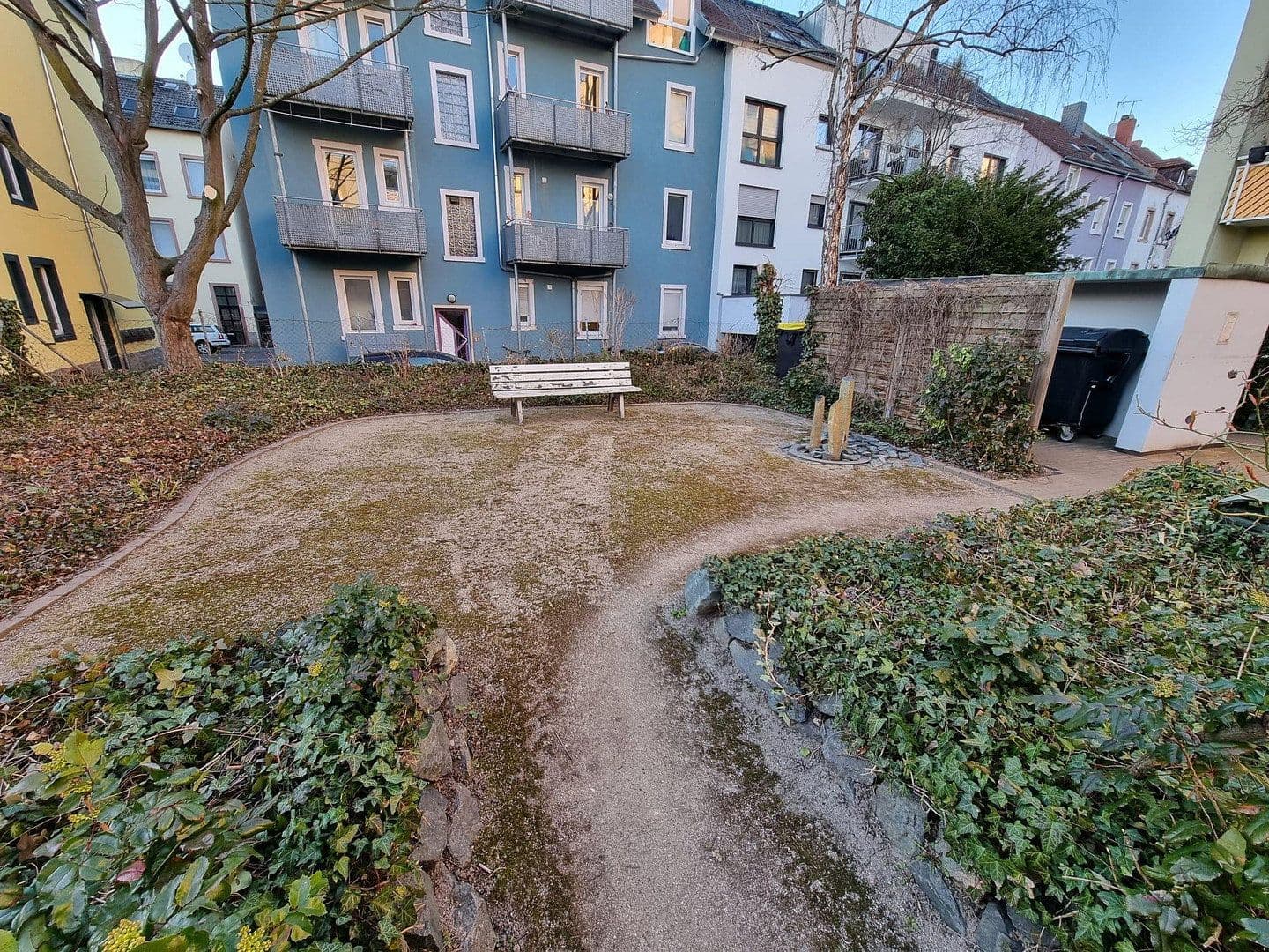 Pronájem bytu 1+kk 40 m², Breslauer Straße 21, Aschaffenburg, Bavorsko Pronájem bytu 1+kk 40 m², Breslauer Straße 21, Aschaffenburg, Bavorsko