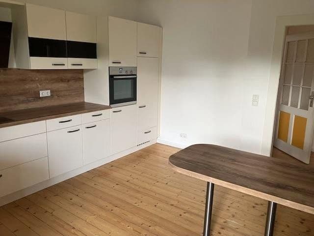 Pronájem bytu 3+1 82 m², Sertürnerstraße 36, Hameln, Dolní Sasko Pronájem bytu 3+1 82 m², Sertürnerstraße 36, Hameln, Dolní Sasko