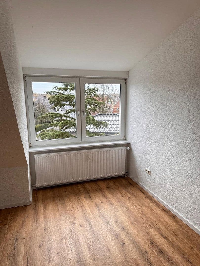 Pronájem bytu 3+1 50 m², Koblenzer Straße 17, Löhne, Severní Porýní-Vestfálsko Pronájem bytu 3+1 50 m², Koblenzer Straße 17, Löhne, Severní Porýní-Vestfálsko