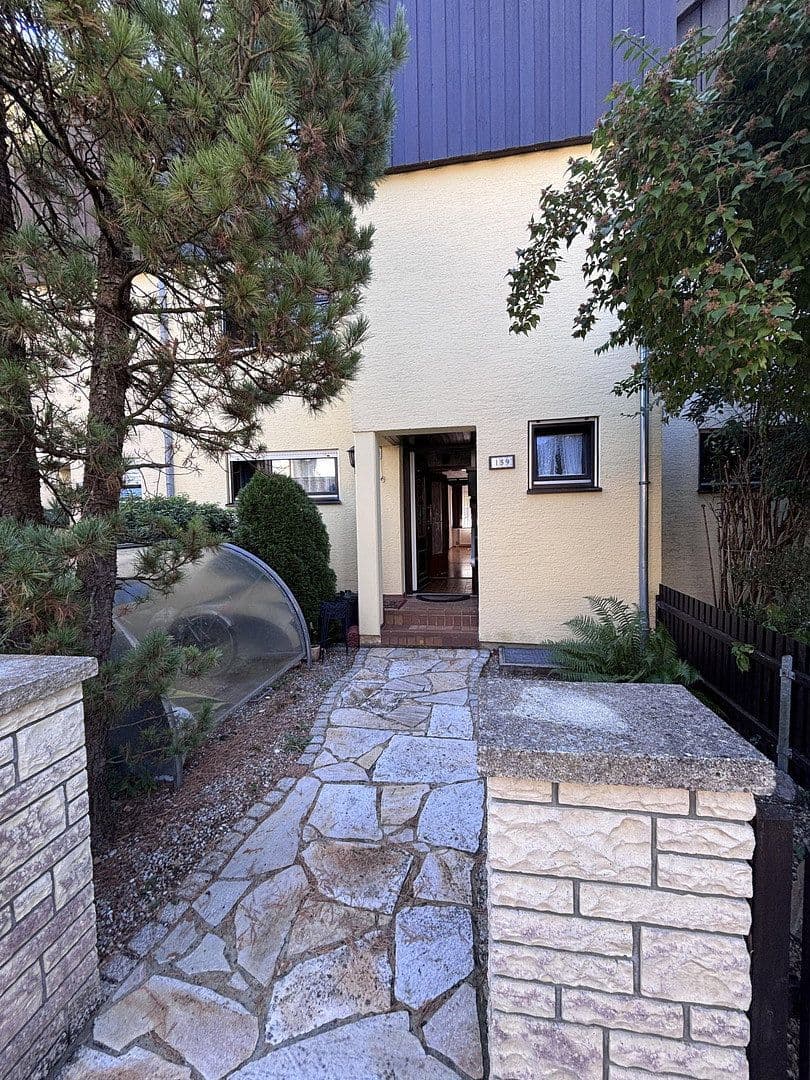 Prodej domu 142 m², pozemek 205 m², Puchheim, Bavorsko Prodej domu 142 m², pozemek 205 m², Puchheim, Bavorsko