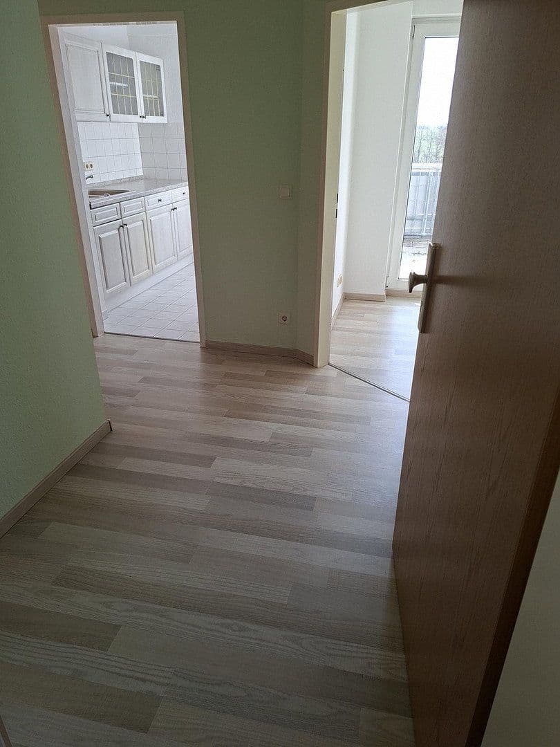 Pronájem bytu 2+1 59 m², Albert-Schweitzer-Siedlung 7b, Glauchau, Sasko Pronájem bytu 2+1 59 m², Albert-Schweitzer-Siedlung 7b, Glauchau, Sasko