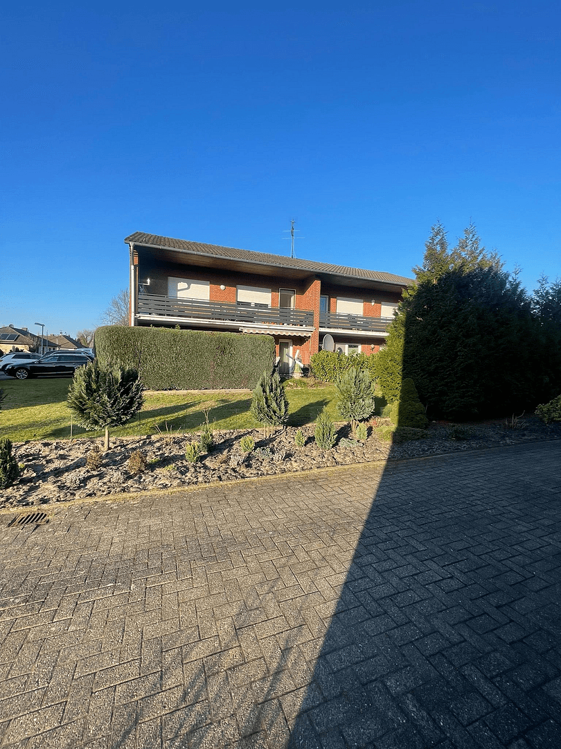 Prodej domu 288 m², pozemek 1.000 m², Wübbelers Kamp 6, Barnstorf, Dolní Sasko Prodej domu 288 m², pozemek 1.000 m², Wübbelers Kamp 6, Barnstorf, Dolní Sasko