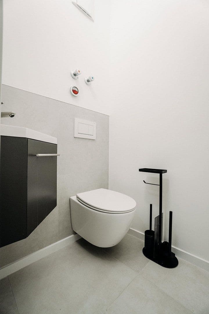 Pronájem bytu 16 m², Grimmeisenstrasse 14, München, Bavorsko Pronájem bytu 16 m², Grimmeisenstrasse 14, München, Bavorsko