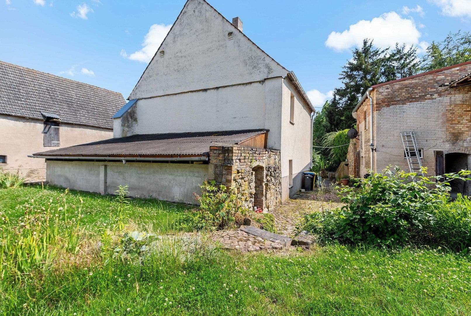 Prodej domu 110 m², pozemek 947 m², Rätherweg 7, Salzatal, Sasko-Anhaltsko Prodej domu 110 m², pozemek 947 m², Rätherweg 7, Salzatal, Sasko-Anhaltsko