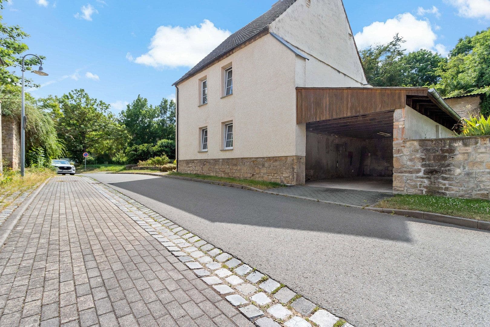 Prodej domu 110 m², pozemek 947 m², Rätherweg 7, Salzatal, Sasko-Anhaltsko Prodej domu 110 m², pozemek 947 m², Rätherweg 7, Salzatal, Sasko-Anhaltsko