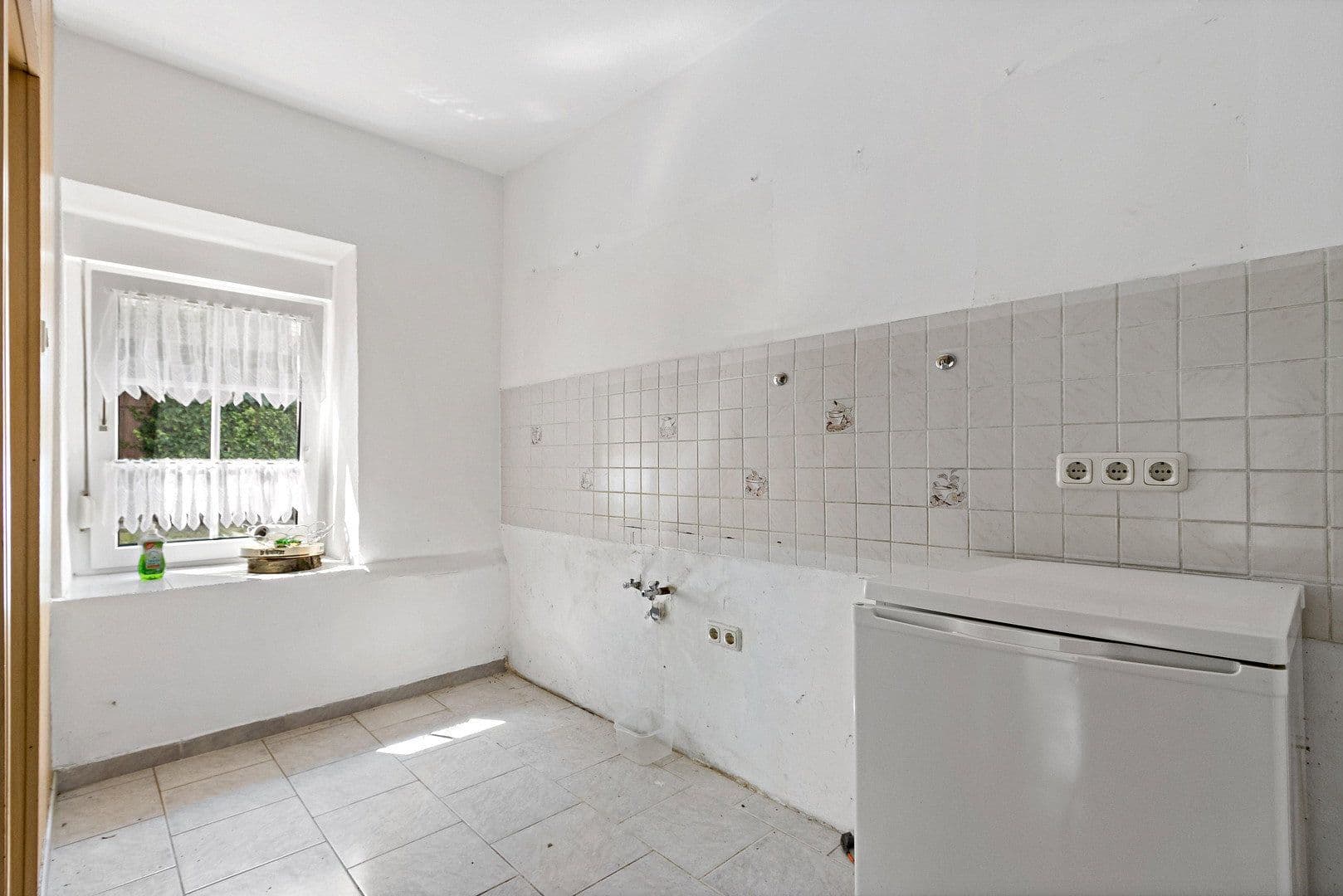 Prodej domu 110 m², pozemek 947 m², Rätherweg 7, Salzatal, Sasko-Anhaltsko Prodej domu 110 m², pozemek 947 m², Rätherweg 7, Salzatal, Sasko-Anhaltsko