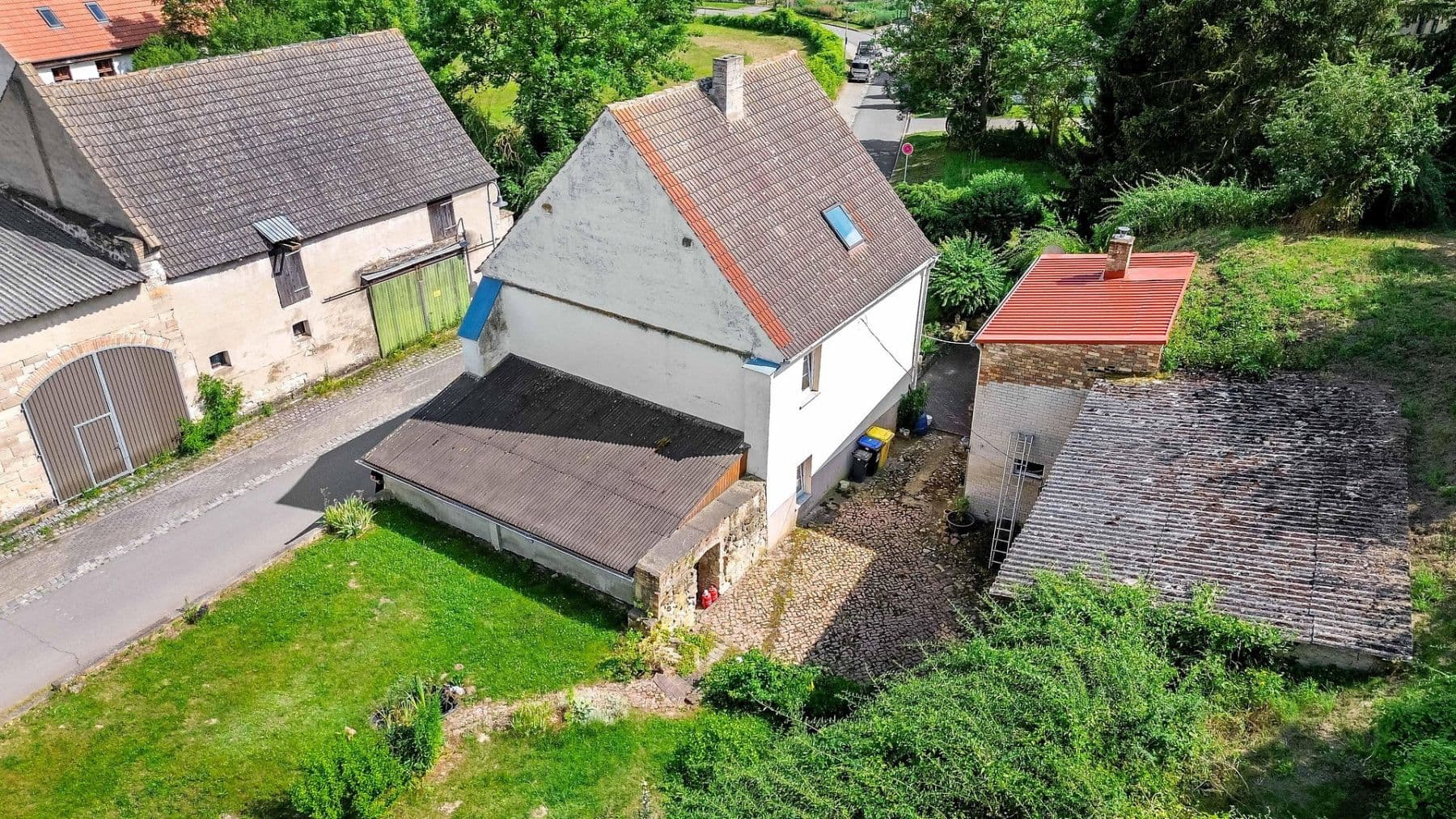 Prodej domu 110 m², pozemek 947 m², Rätherweg 7, Salzatal, Sasko-Anhaltsko Prodej domu 110 m², pozemek 947 m², Rätherweg 7, Salzatal, Sasko-Anhaltsko