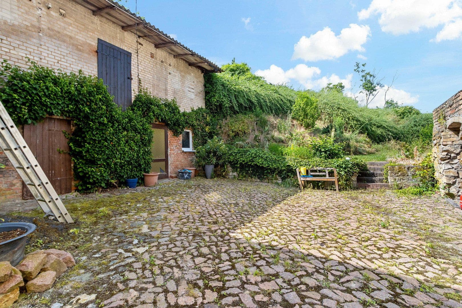 Prodej domu 110 m², pozemek 947 m², Rätherweg 7, Salzatal, Sasko-Anhaltsko Prodej domu 110 m², pozemek 947 m², Rätherweg 7, Salzatal, Sasko-Anhaltsko