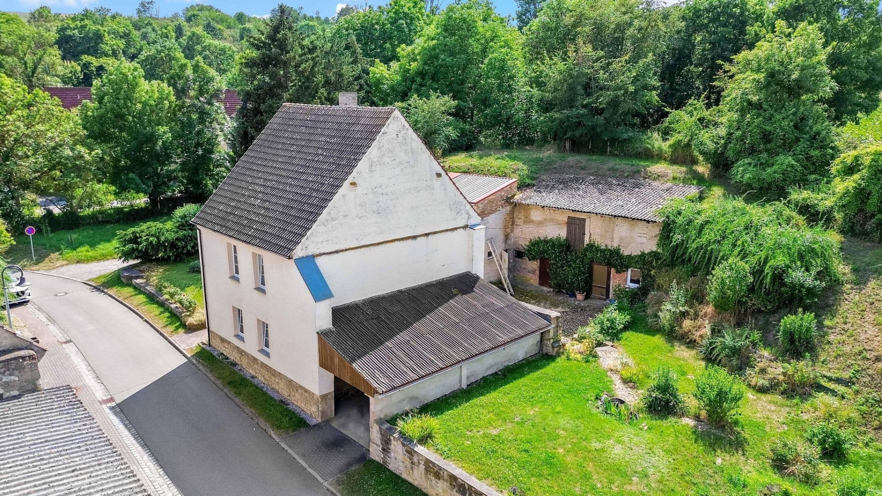 Prodej domu 110 m², pozemek 947 m², Rätherweg 7, Salzatal, Sasko-Anhaltsko Prodej domu 110 m², pozemek 947 m², Rätherweg 7, Salzatal, Sasko-Anhaltsko