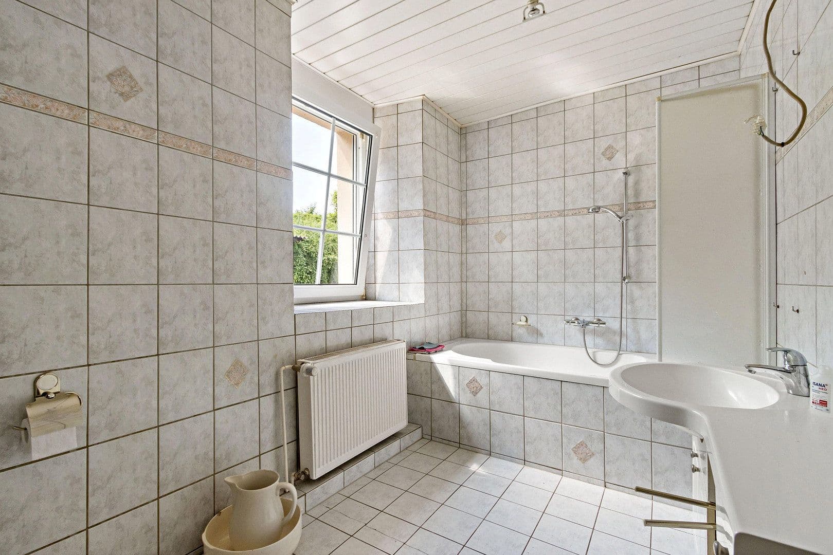 Prodej domu 110 m², pozemek 947 m², Rätherweg 7, Salzatal, Sasko-Anhaltsko Prodej domu 110 m², pozemek 947 m², Rätherweg 7, Salzatal, Sasko-Anhaltsko
