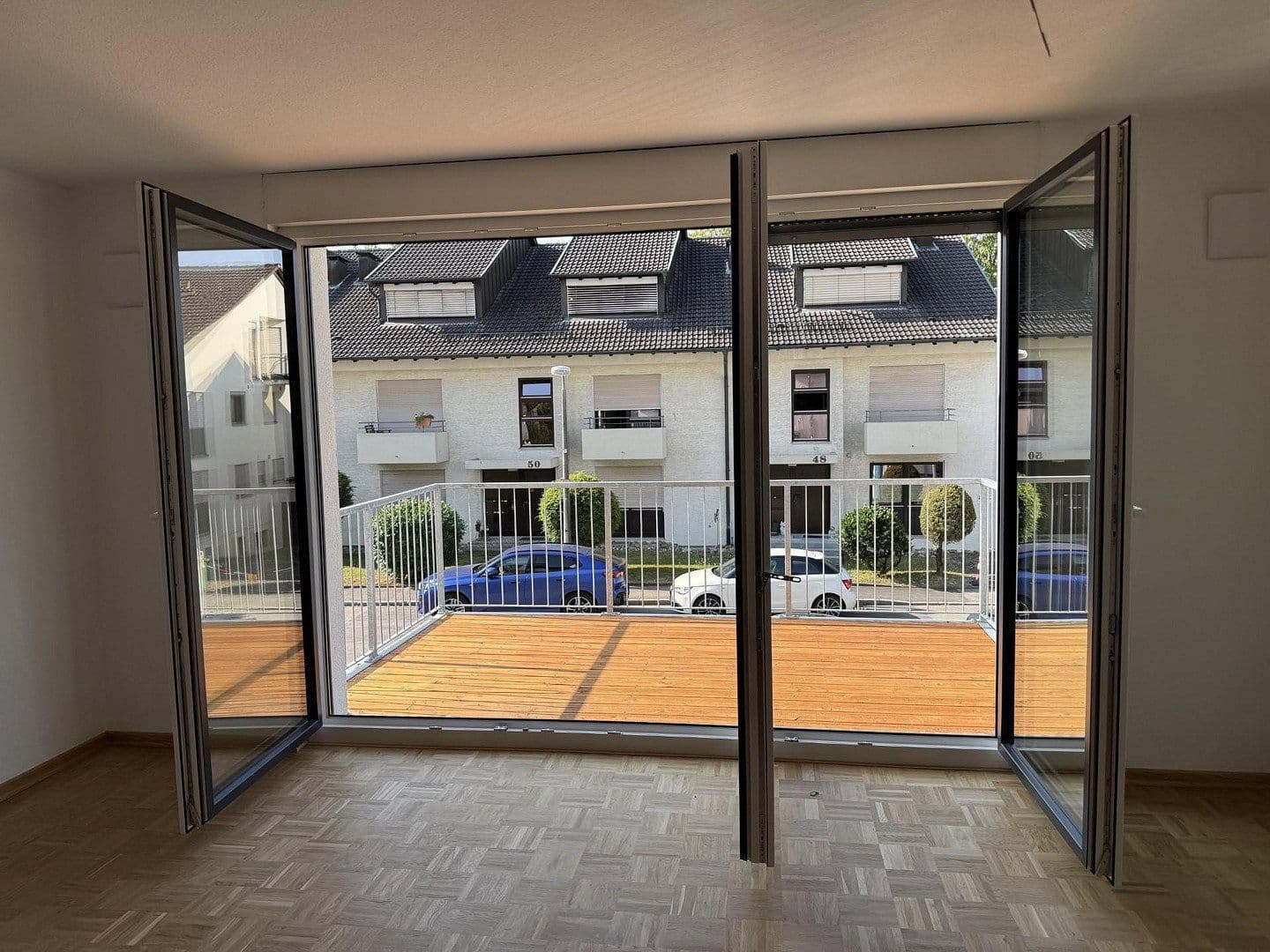 Pronájem domu 136 m², pozemek 141 m², Steinenbronnerstr. 33, Sindelfingen, Bádensko-Württembersko Pronájem domu 136 m², pozemek 141 m², Steinenbronnerstr. 33, Sindelfingen, Bádensko-Württembersko