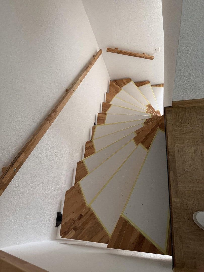 Pronájem domu 136 m², pozemek 141 m², Steinenbronnerstr. 33, Sindelfingen, Bádensko-Württembersko Pronájem domu 136 m², pozemek 141 m², Steinenbronnerstr. 33, Sindelfingen, Bádensko-Württembersko