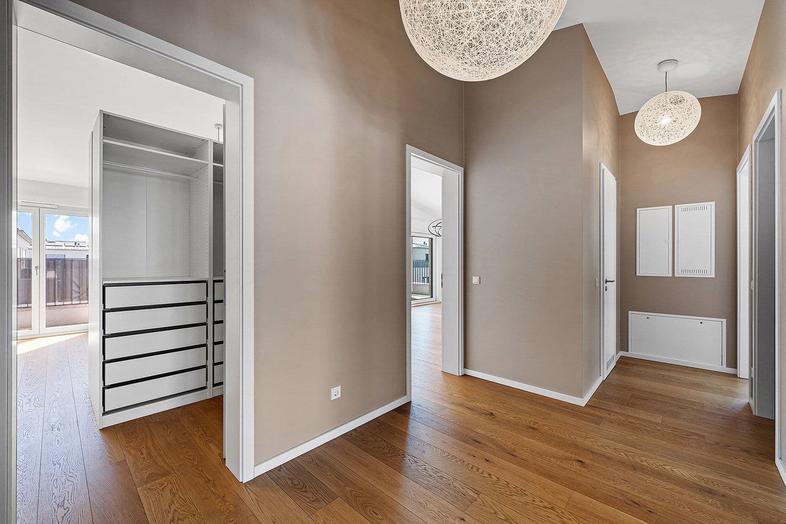 Prodej bytu 4+1 130 m², Riegerweg 16, Taufkirchen, Bavorsko Prodej bytu 4+1 130 m², Riegerweg 16, Taufkirchen, Bavorsko