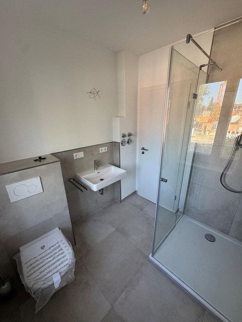 Pronájem bytu 3+1 81 m², München, Bavorsko Pronájem bytu 3+1 81 m², München, Bavorsko