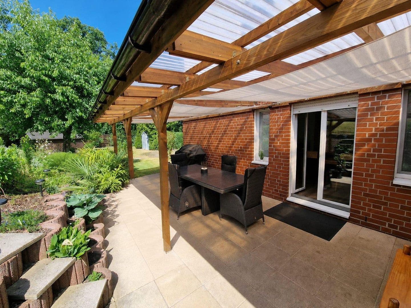 Prodej domu 145 m², pozemek 977 m², Ludwigsfelde, Braniborsko Prodej domu 145 m², pozemek 977 m², Ludwigsfelde, Braniborsko