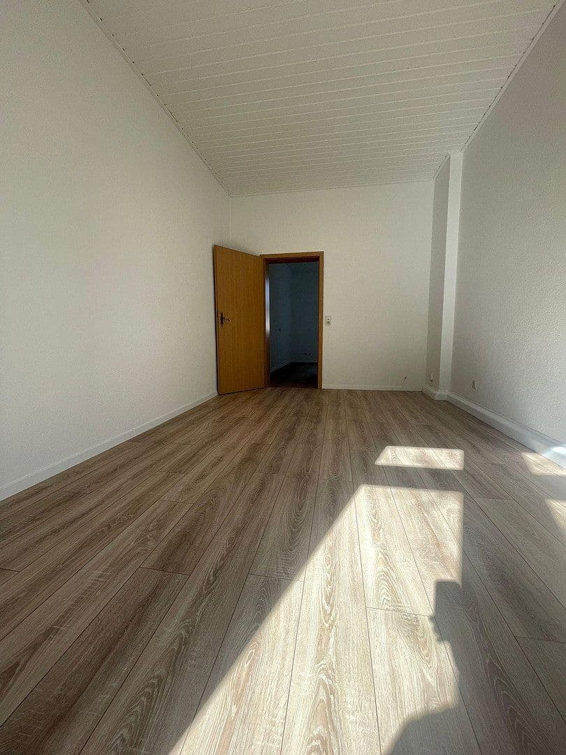 Prodej domu 572 m², pozemek 325 m², Dortmund, Severní Porýní-Vestfálsko Prodej domu 572 m², pozemek 325 m², Dortmund, Severní Porýní-Vestfálsko