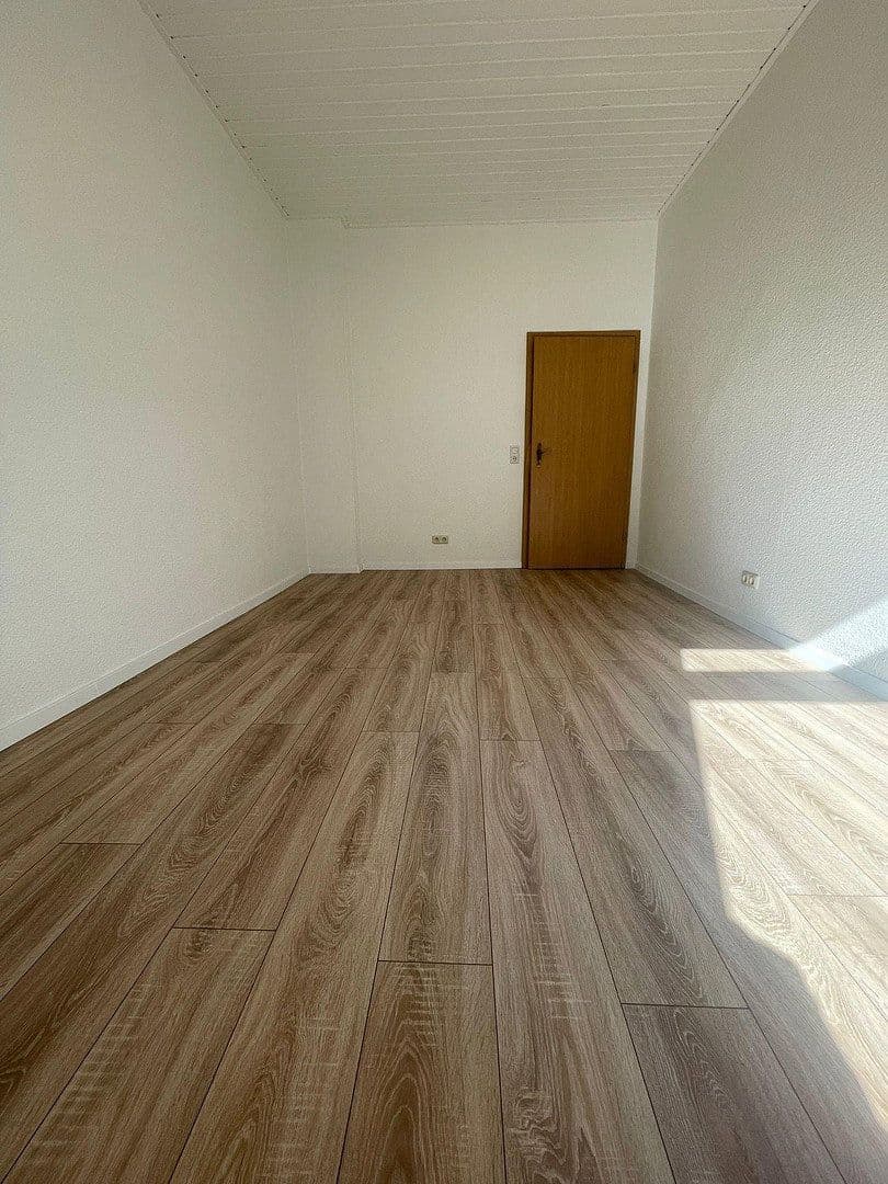 Prodej domu 572 m², pozemek 325 m², Dortmund, Severní Porýní-Vestfálsko Prodej domu 572 m², pozemek 325 m², Dortmund, Severní Porýní-Vestfálsko