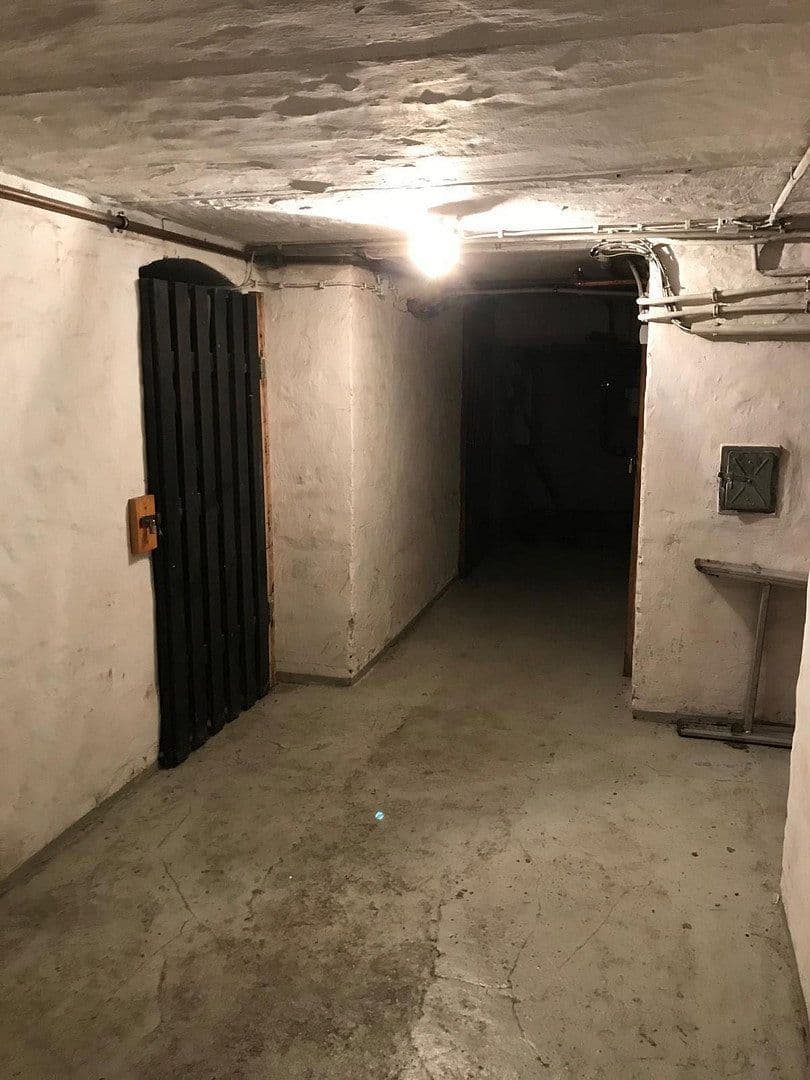 Prodej domu 572 m², pozemek 325 m², Dortmund, Severní Porýní-Vestfálsko Prodej domu 572 m², pozemek 325 m², Dortmund, Severní Porýní-Vestfálsko