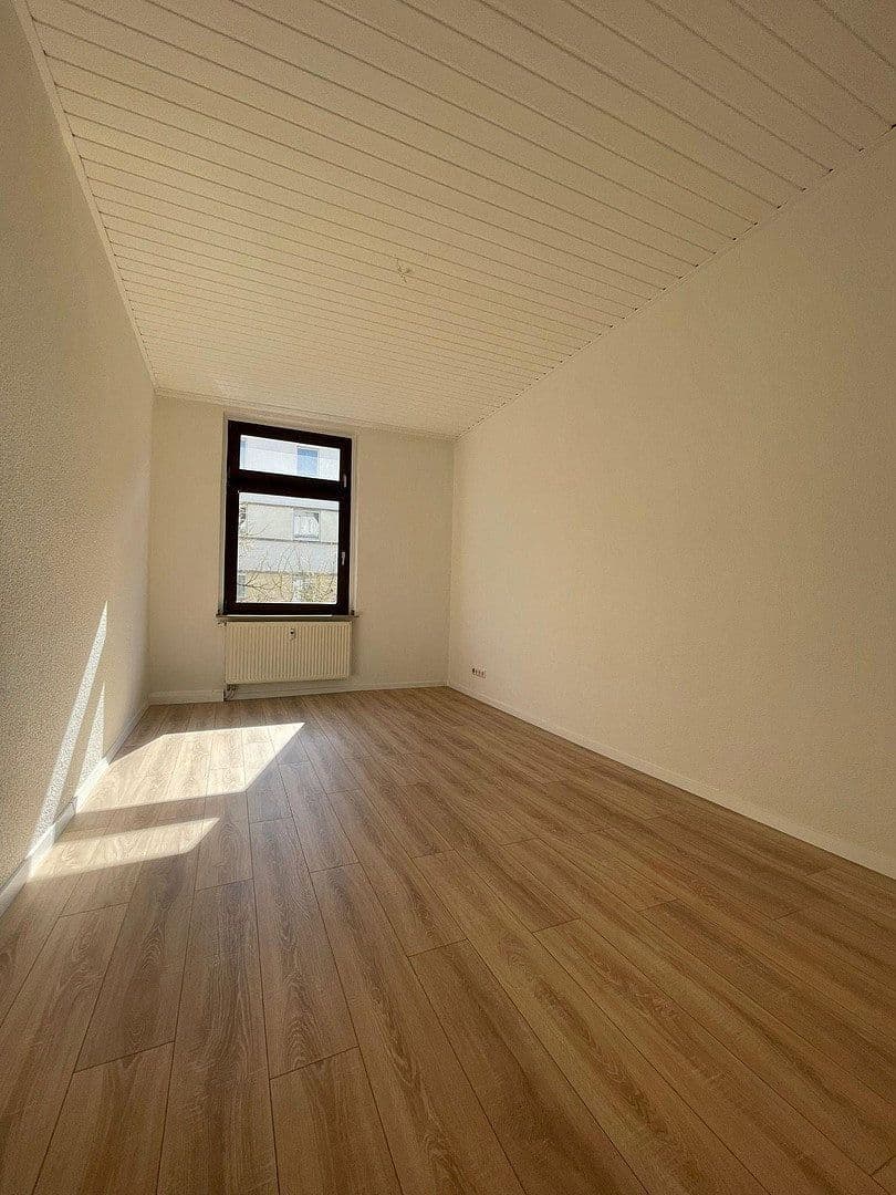 Prodej domu 572 m², pozemek 325 m², Dortmund, Severní Porýní-Vestfálsko Prodej domu 572 m², pozemek 325 m², Dortmund, Severní Porýní-Vestfálsko