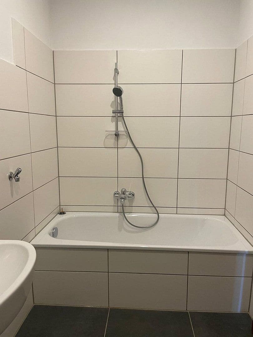 Prodej domu 572 m², pozemek 325 m², Dortmund, Severní Porýní-Vestfálsko Prodej domu 572 m², pozemek 325 m², Dortmund, Severní Porýní-Vestfálsko