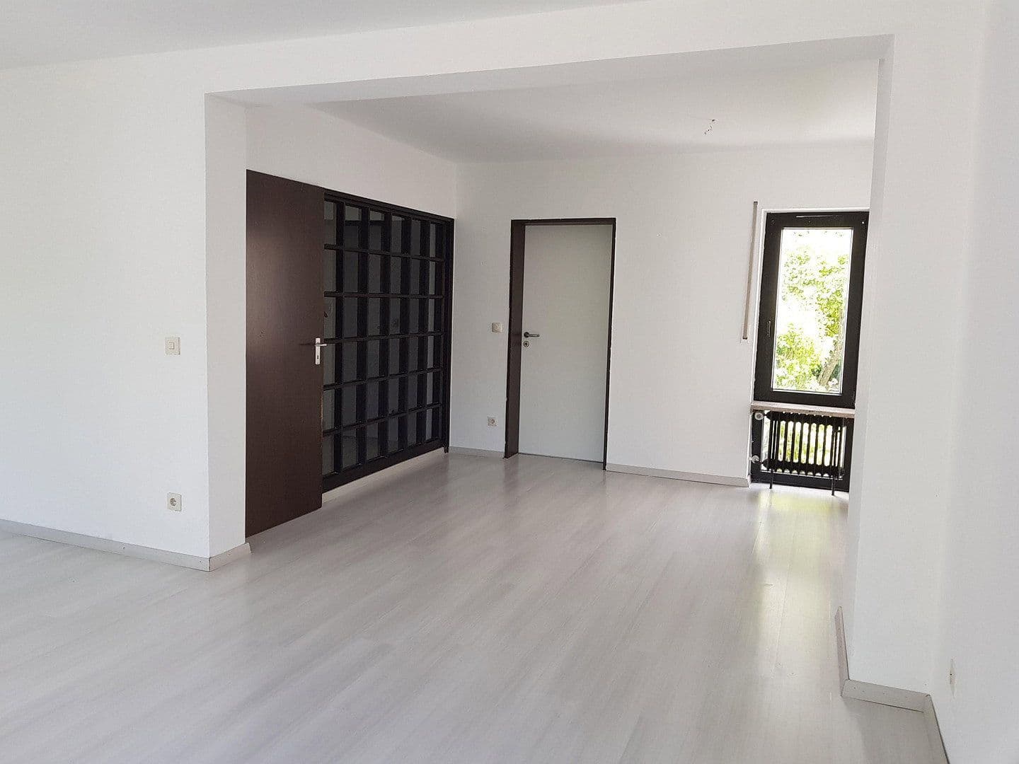 Prodej domu 127 m², pozemek 261 m², Grasbrunn, Bavorsko Prodej domu 127 m², pozemek 261 m², Grasbrunn, Bavorsko