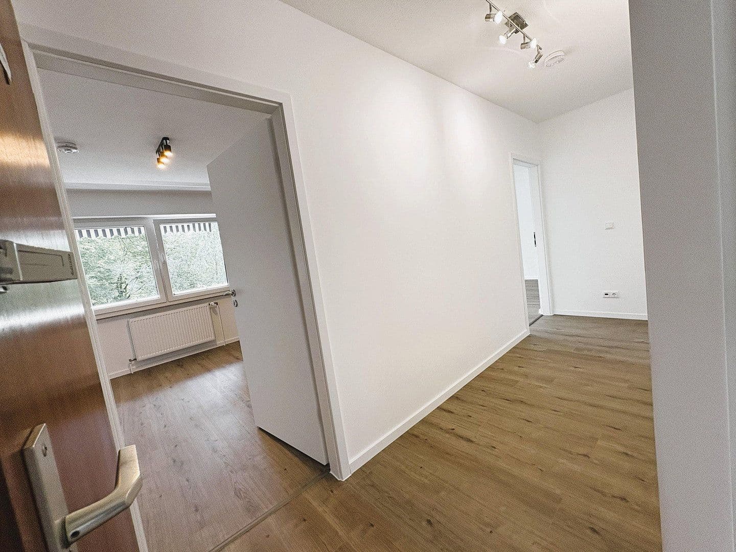 Prodej bytu 4+1 95 m², Mitteldamm 22C, Minden, Severní Porýní-Vestfálsko Prodej bytu 4+1 95 m², Mitteldamm 22C, Minden, Severní Porýní-Vestfálsko