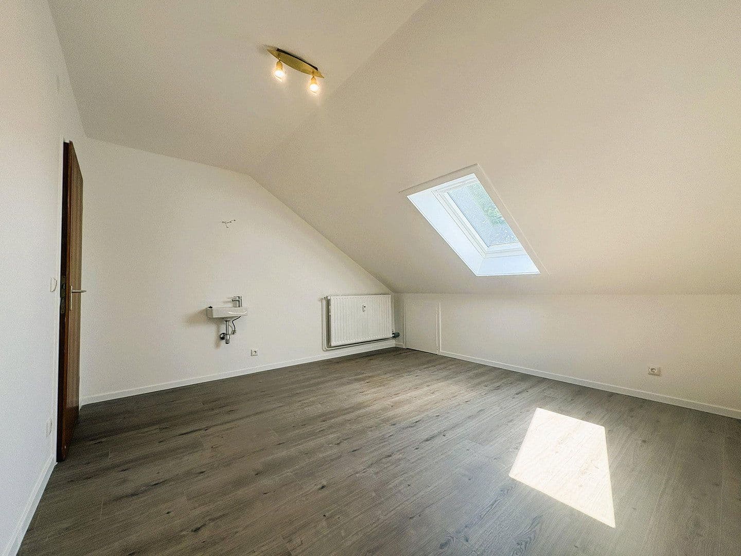 Prodej bytu 4+1 95 m², Mitteldamm 22C, Minden, Severní Porýní-Vestfálsko Prodej bytu 4+1 95 m², Mitteldamm 22C, Minden, Severní Porýní-Vestfálsko