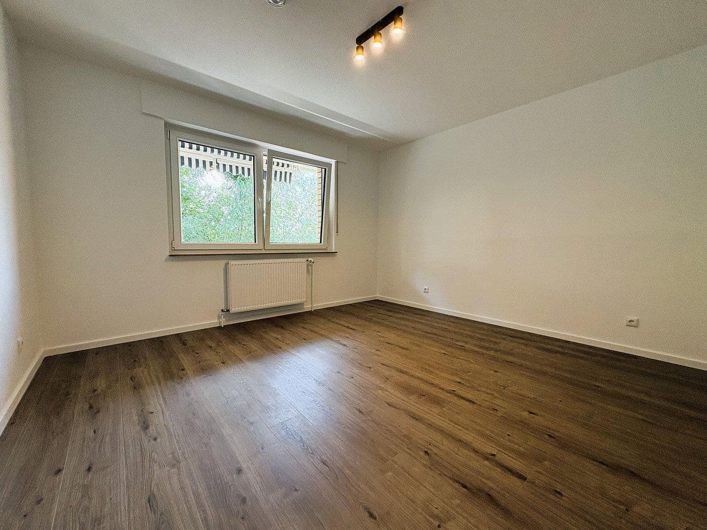 Prodej bytu 4+1 95 m², Mitteldamm 22C, Minden, Severní Porýní-Vestfálsko Prodej bytu 4+1 95 m², Mitteldamm 22C, Minden, Severní Porýní-Vestfálsko