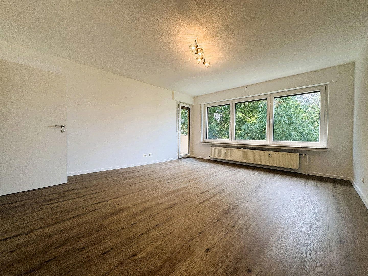 Prodej bytu 4+1 95 m², Mitteldamm 22C, Minden, Severní Porýní-Vestfálsko Prodej bytu 4+1 95 m², Mitteldamm 22C, Minden, Severní Porýní-Vestfálsko