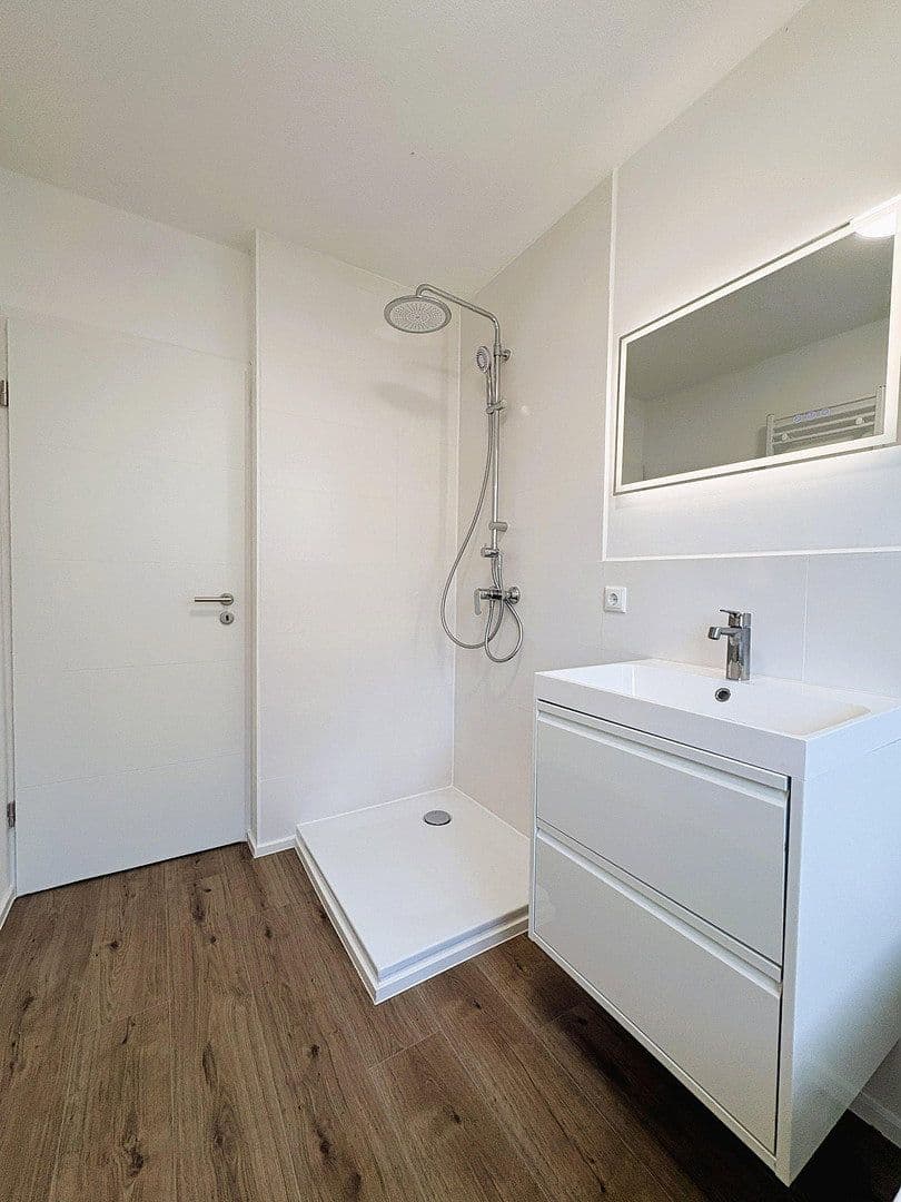 Prodej bytu 4+1 95 m², Mitteldamm 22C, Minden, Severní Porýní-Vestfálsko Prodej bytu 4+1 95 m², Mitteldamm 22C, Minden, Severní Porýní-Vestfálsko