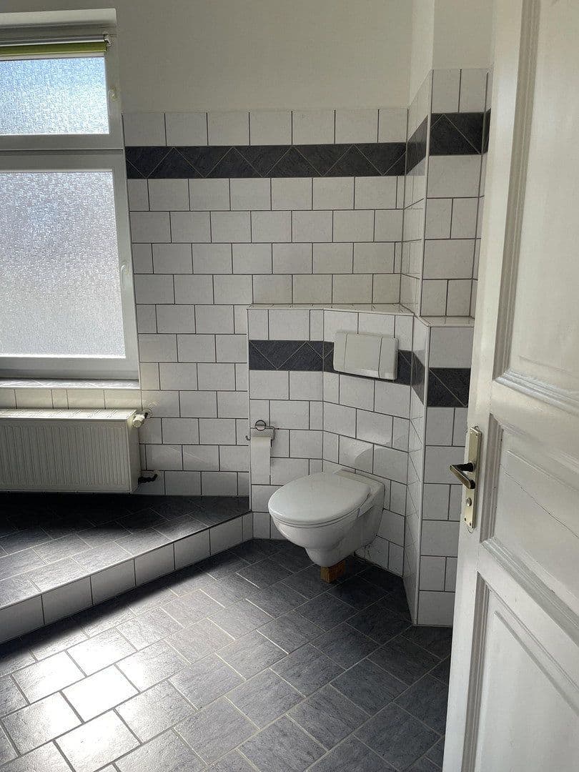 Prodej domu 120 m², pozemek 280 m², Hilden, Severní Porýní-Vestfálsko Prodej domu 120 m², pozemek 280 m², Hilden, Severní Porýní-Vestfálsko