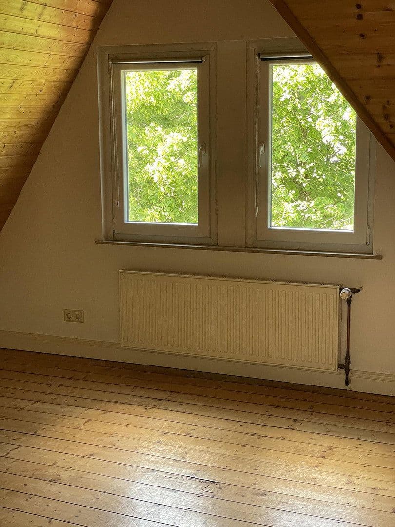 Prodej domu 120 m², pozemek 280 m², Hilden, Severní Porýní-Vestfálsko Prodej domu 120 m², pozemek 280 m², Hilden, Severní Porýní-Vestfálsko