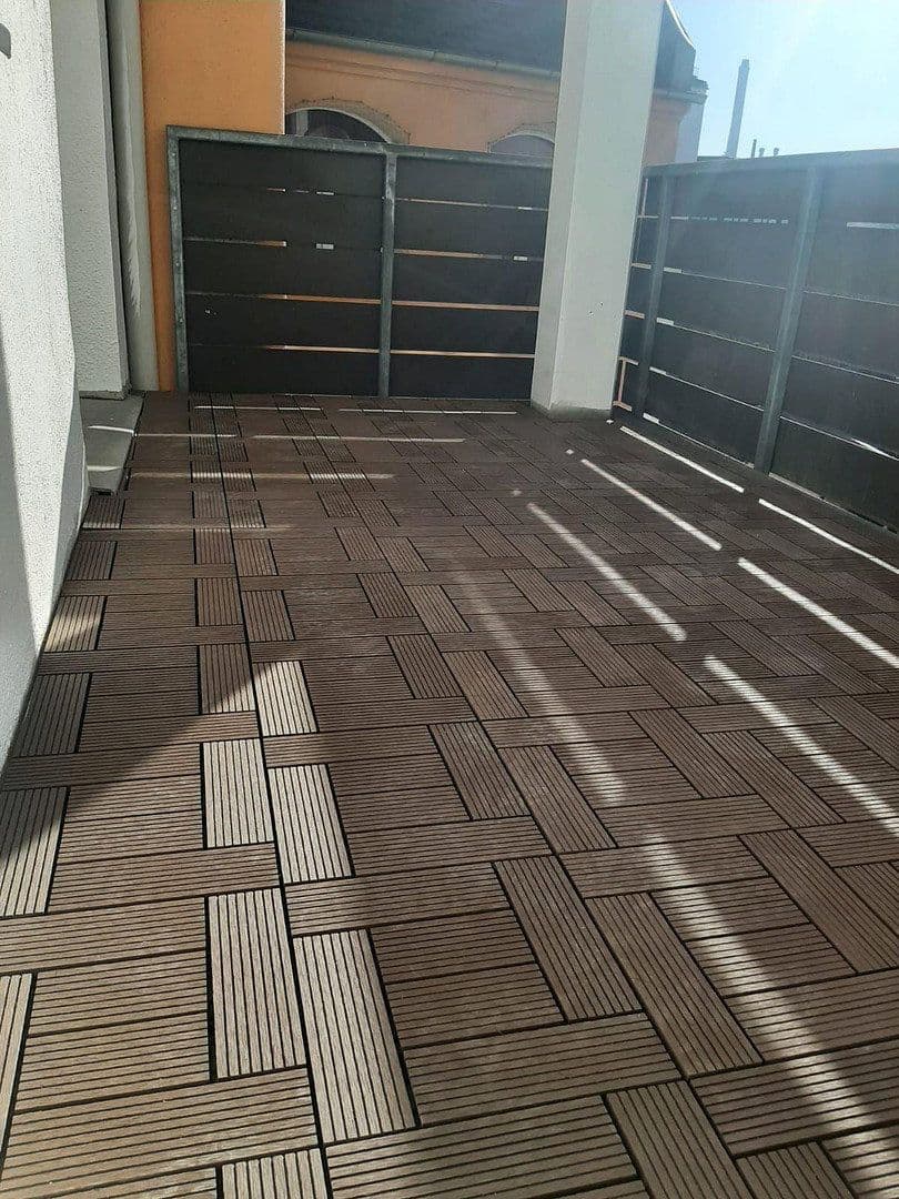 Pronájem bytu 4+1 115 m², Stromerstr. 1/1A, Nürnberg, Bavorsko Pronájem bytu 4+1 115 m², Stromerstr. 1/1A, Nürnberg, Bavorsko