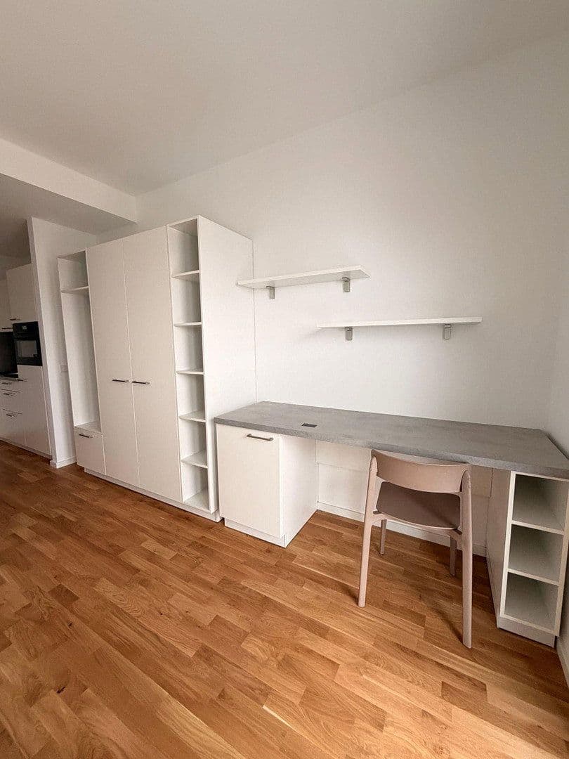 Pronájem bytu 1+1 24 m², Berlin, Berlín Pronájem bytu 1+1 24 m², Berlin, Berlín
