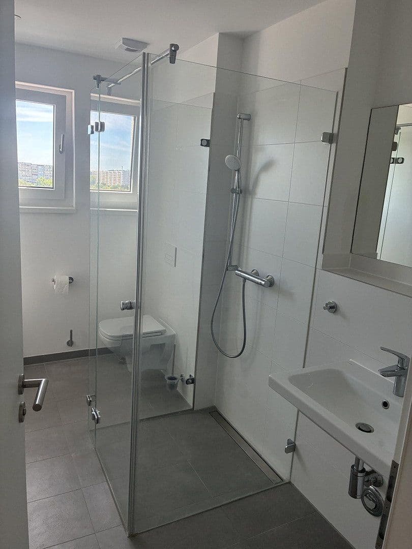 Pronájem bytu 1+1 41 m², Berlin, Berlín Pronájem bytu 1+1 41 m², Berlin, Berlín