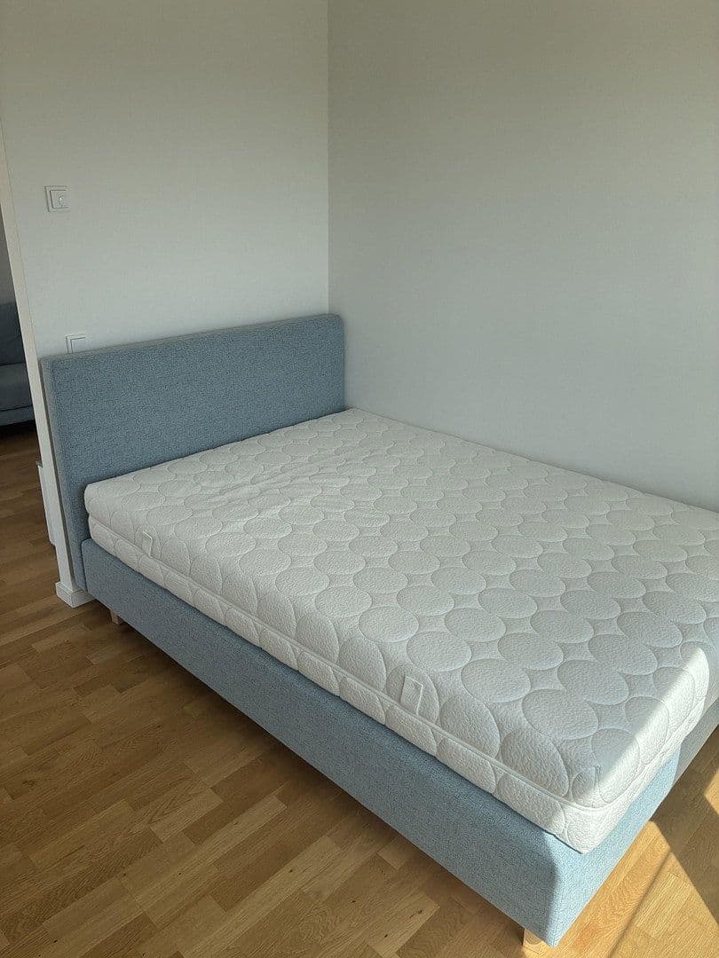 Pronájem bytu 1+1 41 m², Berlin, Berlín Pronájem bytu 1+1 41 m², Berlin, Berlín