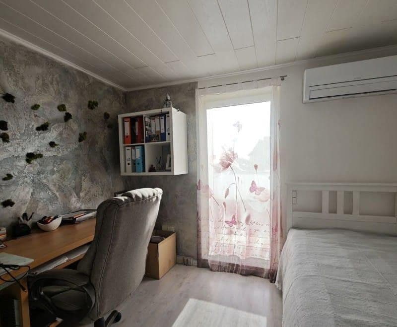 Prodej domu 404 m², pozemek 416 m², Tiefenbronn, Bádensko-Württembersko Prodej domu 404 m², pozemek 416 m², Tiefenbronn, Bádensko-Württembersko