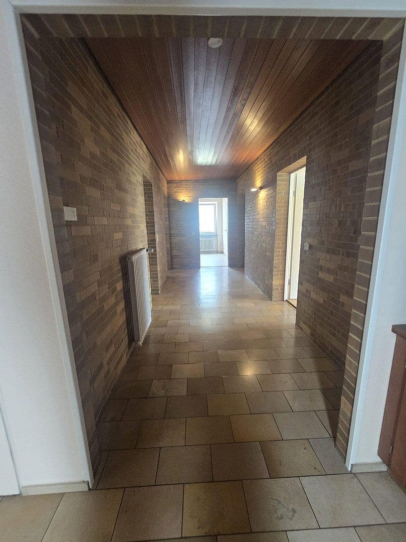 Pronájem domu 123 m², pozemek 1.384 m², Hambühren, Dolní Sasko Pronájem domu 123 m², pozemek 1.384 m², Hambühren, Dolní Sasko