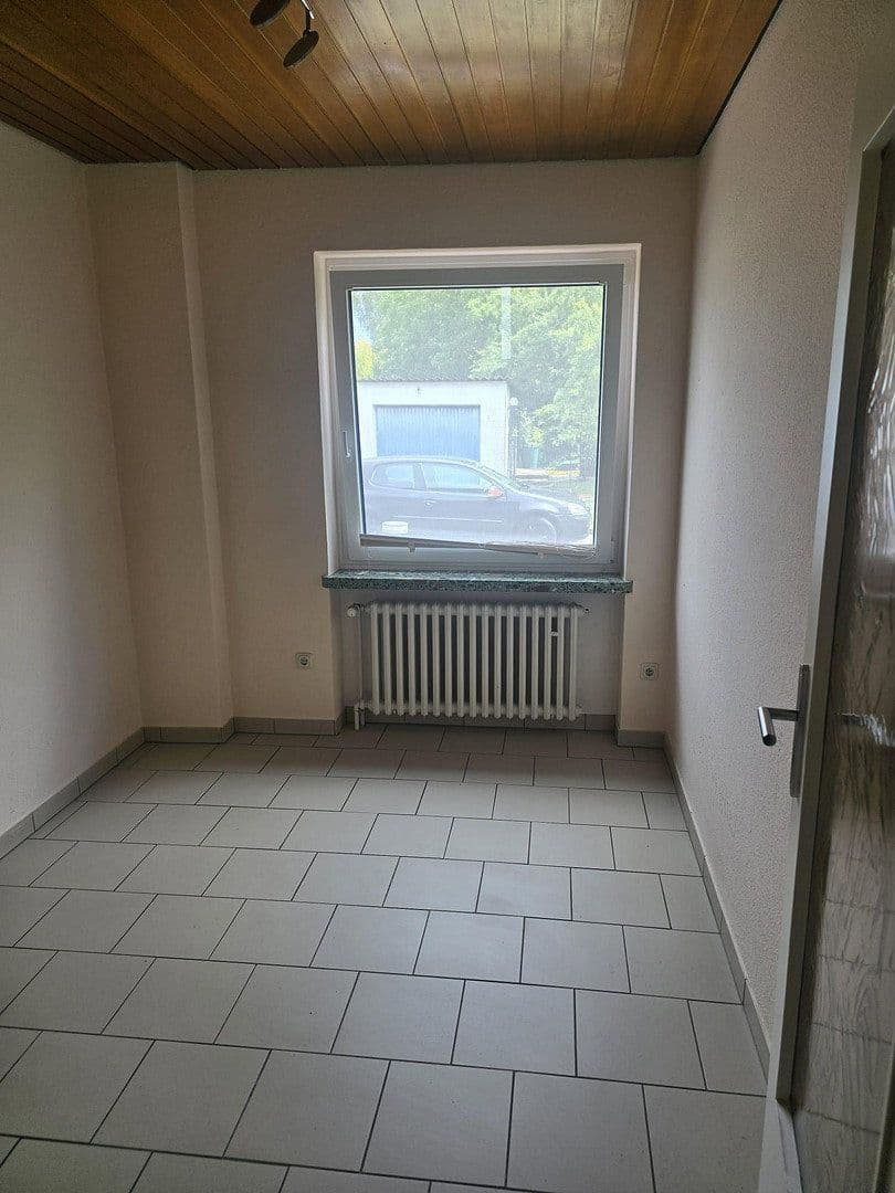 Pronájem domu 123 m², pozemek 1.384 m², Hambühren, Dolní Sasko Pronájem domu 123 m², pozemek 1.384 m², Hambühren, Dolní Sasko