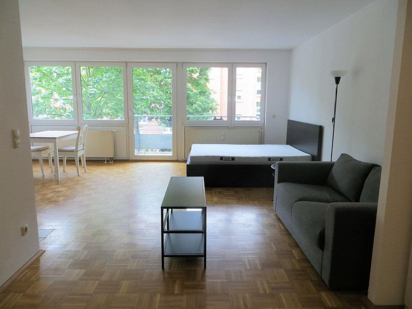 Prodej bytu 1+1 45 m², Böckingstraße, Köln, Severní Porýní-Vestfálsko Prodej bytu 1+1 45 m², Böckingstraße, Köln, Severní Porýní-Vestfálsko