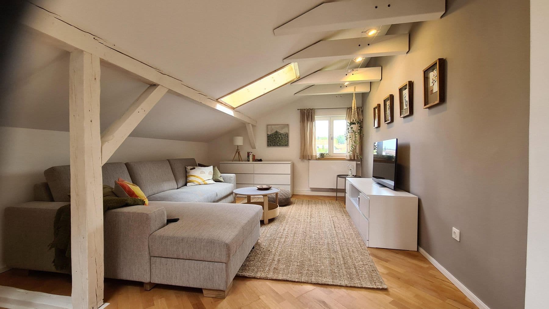 Prodej domu 240 m², pozemek 1.200 m², Lindenberg im Allgäu, Bavorsko Prodej domu 240 m², pozemek 1.200 m², Lindenberg im Allgäu, Bavorsko