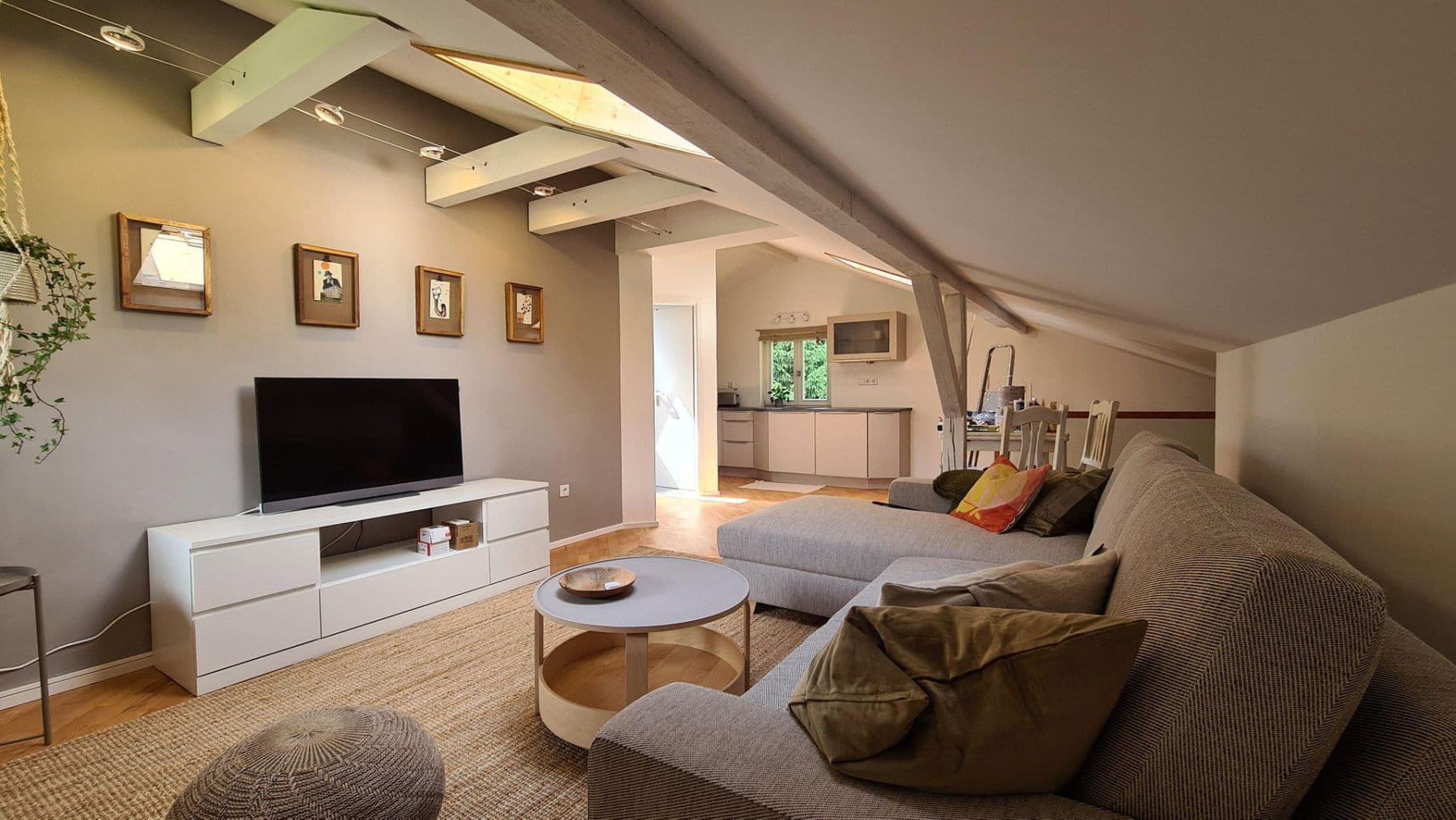 Prodej domu 240 m², pozemek 1.200 m², Lindenberg im Allgäu, Bavorsko Prodej domu 240 m², pozemek 1.200 m², Lindenberg im Allgäu, Bavorsko