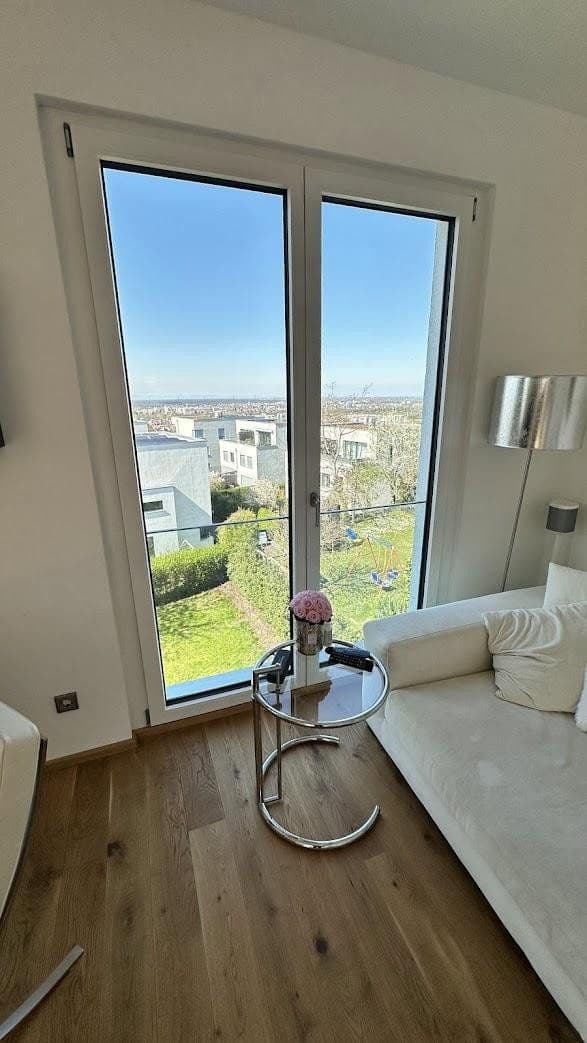 Prodej domu 180 m², pozemek 462 m², Nußloch, Bádensko-Württembersko Prodej domu 180 m², pozemek 462 m², Nußloch, Bádensko-Württembersko