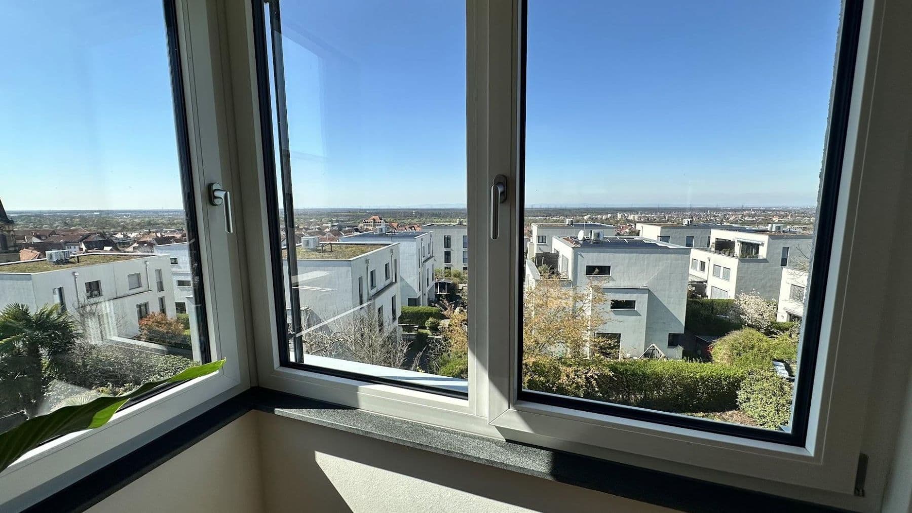 Prodej domu 180 m², pozemek 462 m², Nußloch, Bádensko-Württembersko Prodej domu 180 m², pozemek 462 m², Nußloch, Bádensko-Württembersko